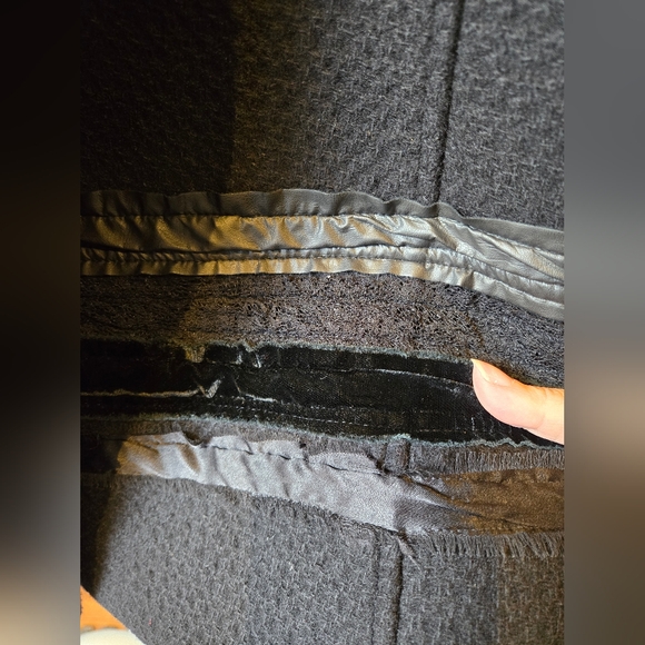 D&G Black Belted Coat with Satin/Velvet Trim Detail Size 40 - Picture 10 of 13